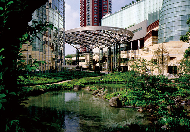 Roppongi Hills Arena and Mohri Garden